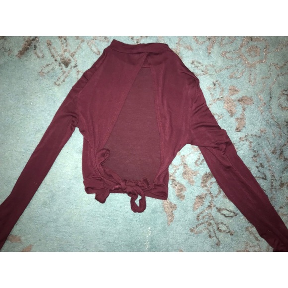 FASHION NOVA OPEN BACK TIED CROP TOP - Picture 2 of 5